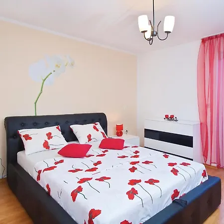 Stunning In With Kitchen * Motovun
